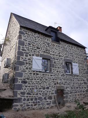 façade-maison-en-pierre